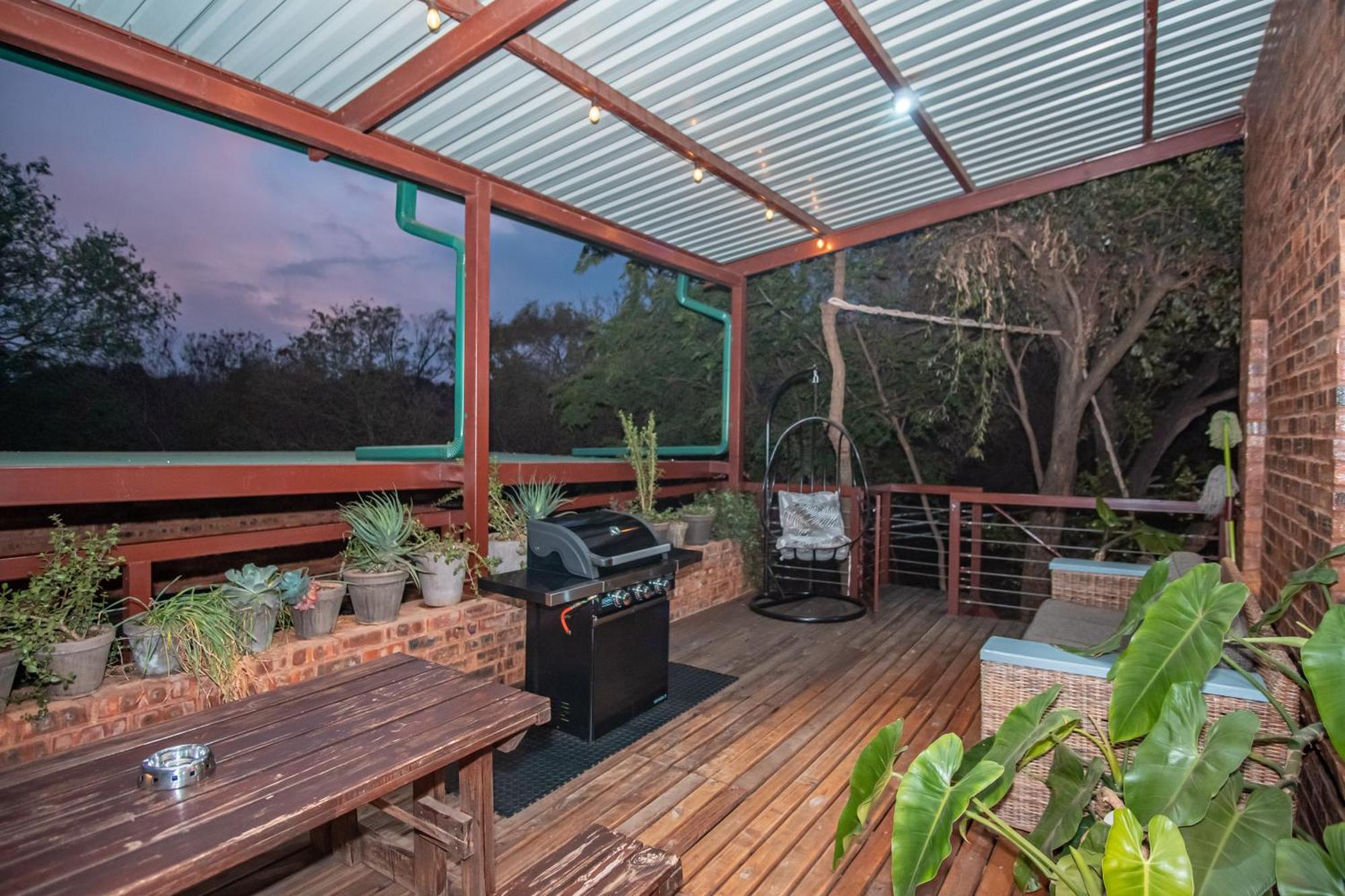 Bushbaby Cottage In Hartbeespoort พริทอเรีย ภายนอก รูปภาพ